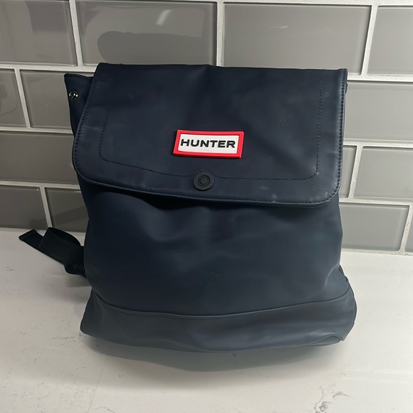 Hunter for Target‎ Navy Blue Logo Yellow Lined 20th Anniversary Backpack - Picture 1 of 7